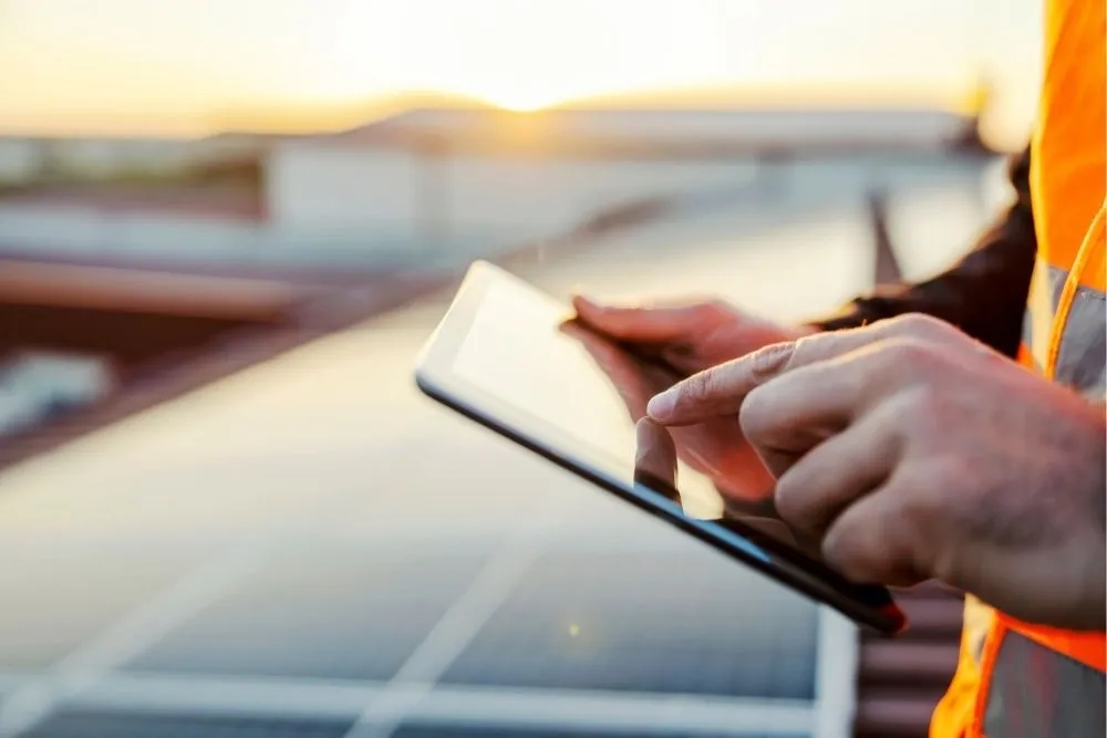 Suivi de la production d’une installation photovoltaïque sur tablette en temps réel en Tunisie